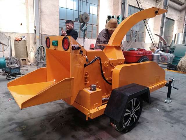 小型绿化柴油树枝粉碎机促进废弃资源循环利用